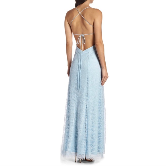 NEW FAME AND PARTNERS BLUE BACKLESS LACE GOWN - Picture 4 of 5